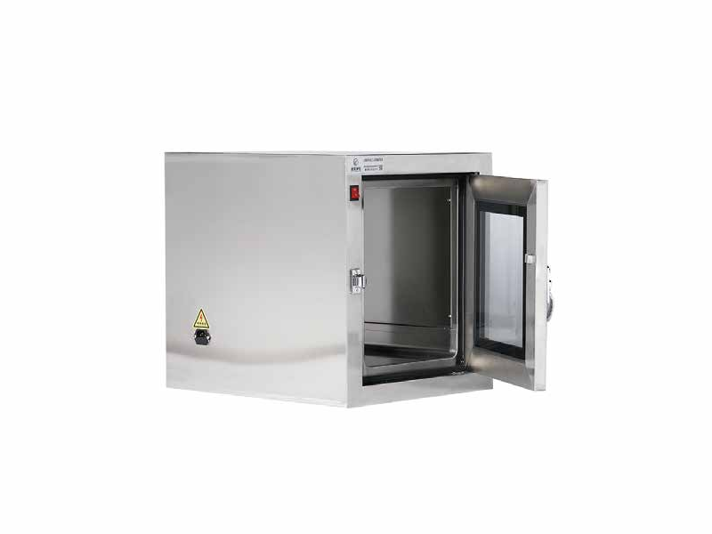 Mechanical interlocking transmission window